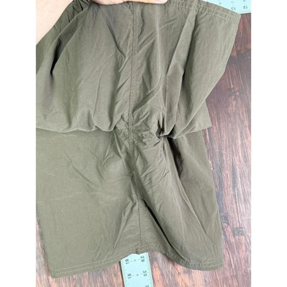 The North Face Mens XXL Brown Nylon Mesh Lined Cargo Hiking Shorts Elastic Waist